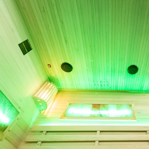 Sauna fińska 4 osobowa wysokotemperaturowa 4,5KW Harvia 140x150 cm Lark3-WD