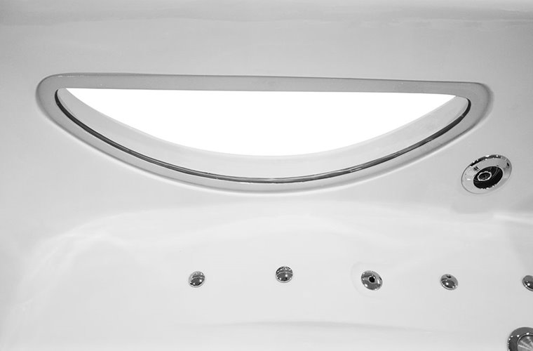Wanna z hydromasażem Spa przyścienna 170x87 cm MO-1634HC