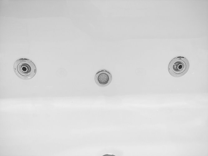 Przyścienna wanna z hydromasażem prostokątna konglomerat 170x80 cm MO-1803B