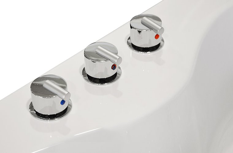 Wanna z hydromasażem narożna 135x135 cm MO-1636HC