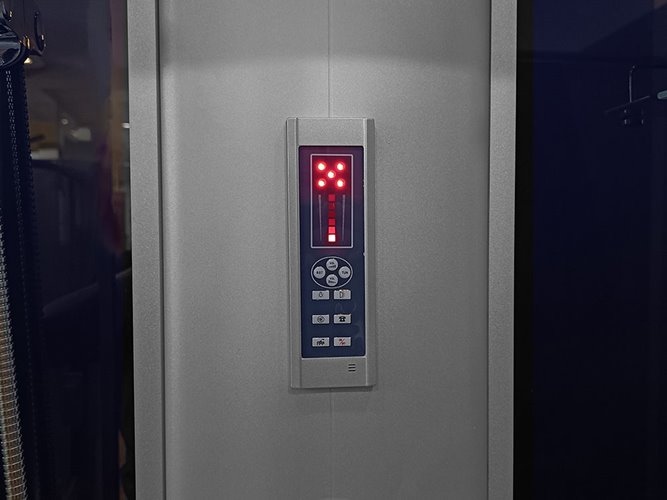 Prostokątna kabina z hydromasażem 150x83 cm MO-02005