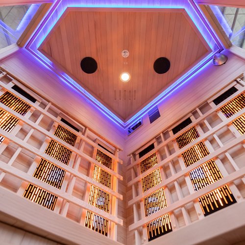 Sauna na podczerwień 3-osobowa 120x120 cm grzejniki kwarcowe i karbonowe Alta6 Infrared