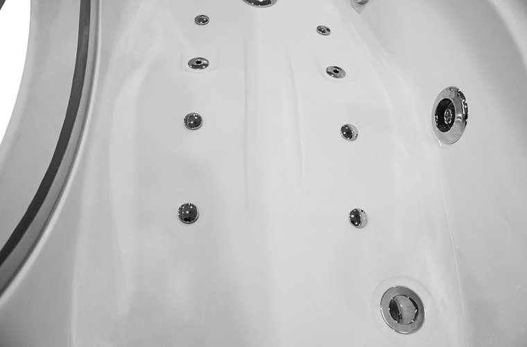 Wanna z hydromasażem Spa przyścienna 170x87 cm MO-1634HC
