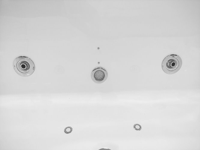 Narożna wanna z hydromasażem prostokątna konglomerat 150x73 cm MO-1802A