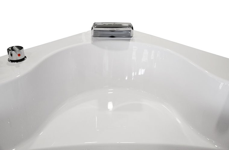 Wanna z hydromasażem narożna Turbo+ 135x135 cm MO-1636T+