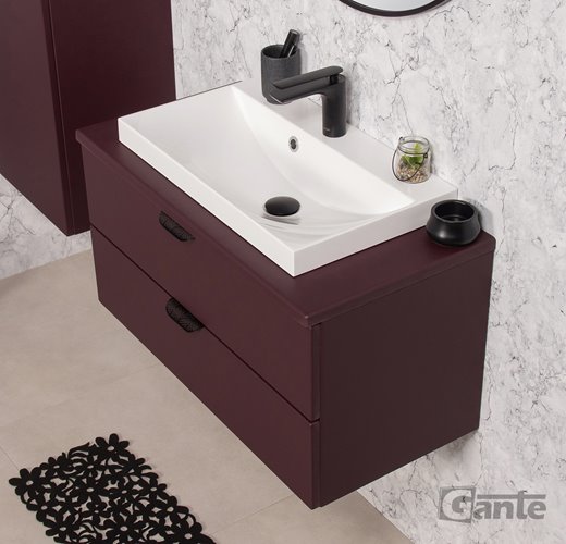 Burgundowa szafka łazienkowa wisząca z białą umywalką nablatową czarny uchwyt 80 cm Magnolia