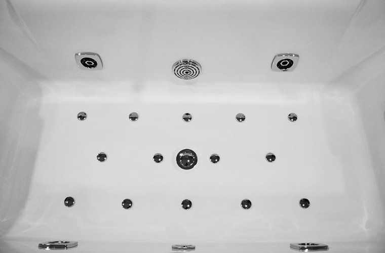 Wanna z hydromasażem prostokątna przyścienna 170x80 cm MO-1100B