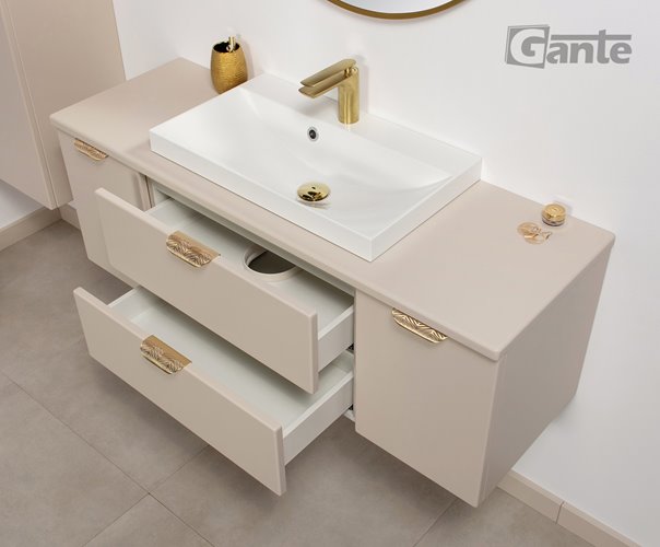 Piaskowa szafka łazienkowa wisząca z białą umywalką nablatową złoty uchwyt 120 cm Magnolia