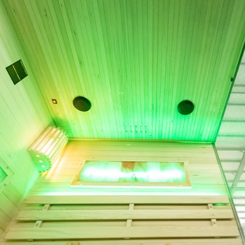 Sauna fińska 4 osobowa wysokotemperaturowa 4,5KW Harvia 140x150 cm Lark3