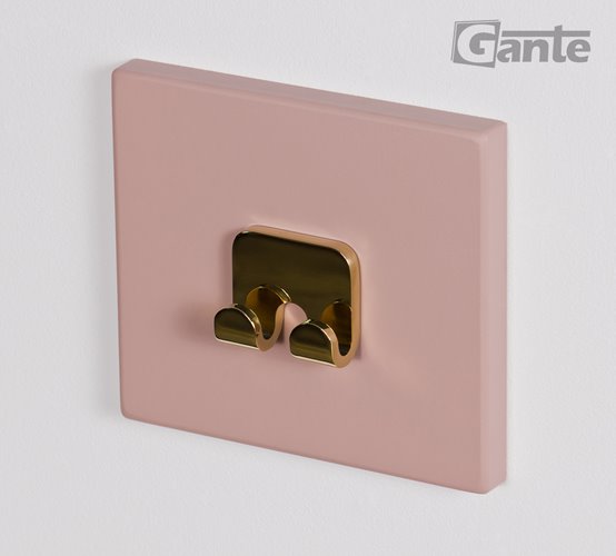 Wieszak podwójny pudrowy róż Magnolia Gante