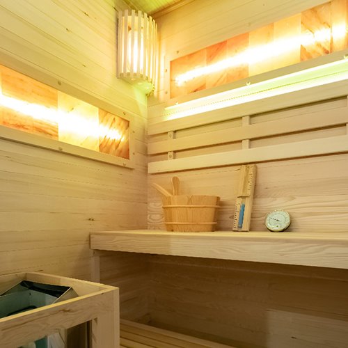 Sauna fińska 2 osobowa wysokotemperaturowa 3,5KW Harvia 120x120 cm Lark1-WD