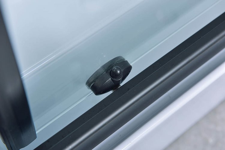 Kabina prysznicowa z hydromasażem zabudowana 100x80 Jasny środek MO-0550-810