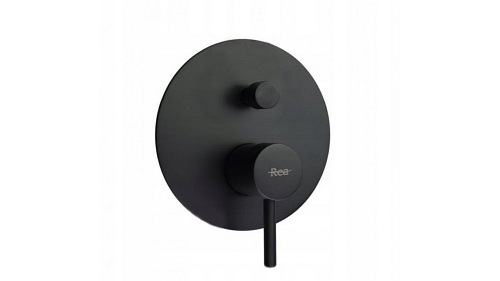 Czarny zestaw natryskowy podtynkowy Lungo Black Rea