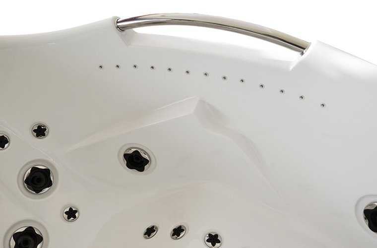 Wanna z hydromasażem narożna prawa 135x135 cm MUS-1085