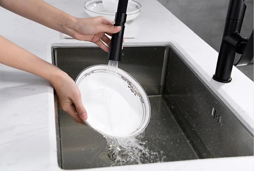 Czarna bateria kuchenna Castor Black Mat Rea
