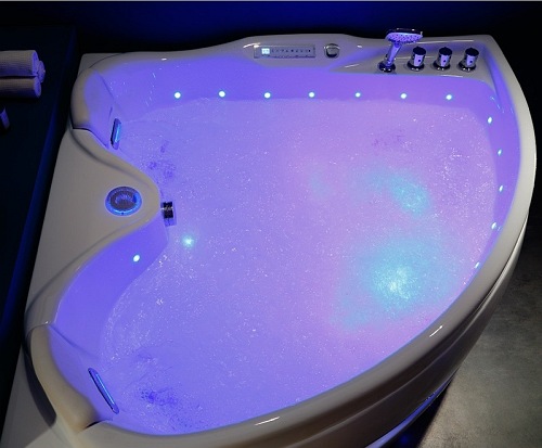 Wanna narożna z hydromasażem 150x150 Roma 764 Hydrosan