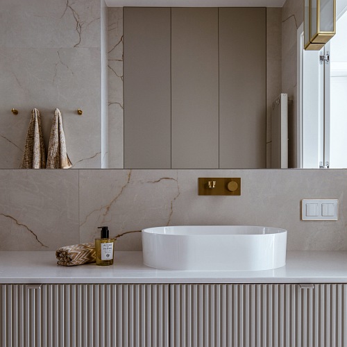 Omnires Ovo M+ umywalka nablatowa biały połysk 55x36 cm OVOUNBP