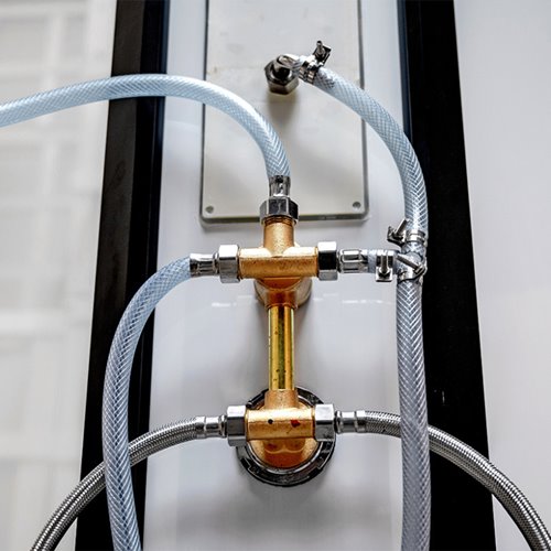 Kabina prysznicowa półokrągła zabudowana jasny środek 80x80 Clara