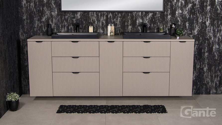 Szafka łazienkowa z lamelami wisząca z czarnymi nablatowymi umywalkami 210 cm 39/3 Victa Lamello kolor fume mat