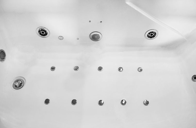 Wanna z hydromasażem przyścienna 170x85 cm MO-0061-170