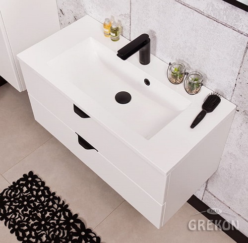 Biała szafka łazienkowa z umywalką 80 cm Victa