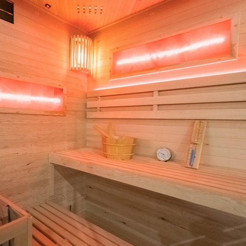 Sauna fińska pięciokątna 5 osobowa wysokotemperaturowa 6W Harvia 150x150 cm Lark4