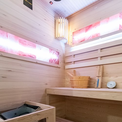 Sauna fińska 2 osobowa wysokotemperaturowa 3,5KW Harvia 120x120 cm Lark1