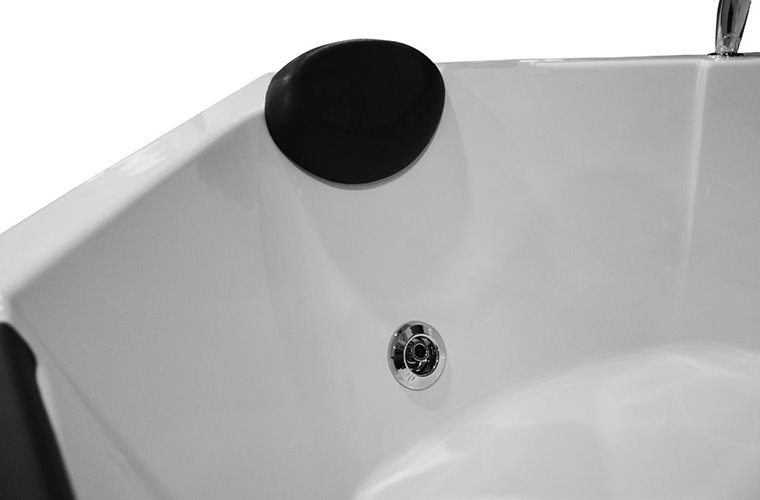 Wanna z hydromasażem narożna pięciokątna 150x150 cm MO-0633