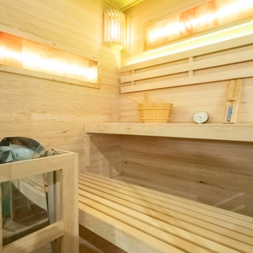 Sauna fińska 4 osobowa wysokotemperaturowa 6KW Harvia 150x150 cm Lark4-WD