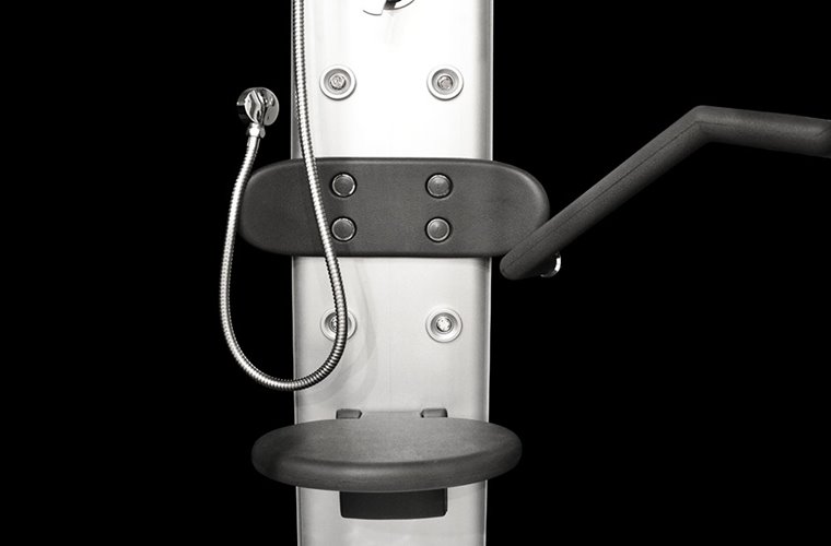 Kabina prysznicowa zabudowana z hydromasażem niski brodzik 80x80 cm MO-06089