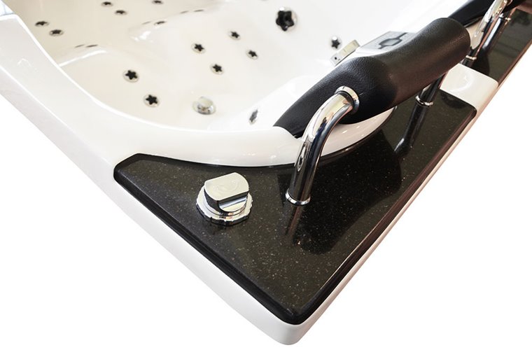 Wanna spa z hydromasażem asymetryczna 180x122 cm MUS-1062 LEWA