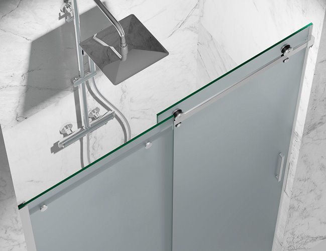 Drzwi prysznicowe rozsuwane prawe/lewe do wnęki 112-121 cm szkło 8mm mleczne profile chrom Swiss Liniger