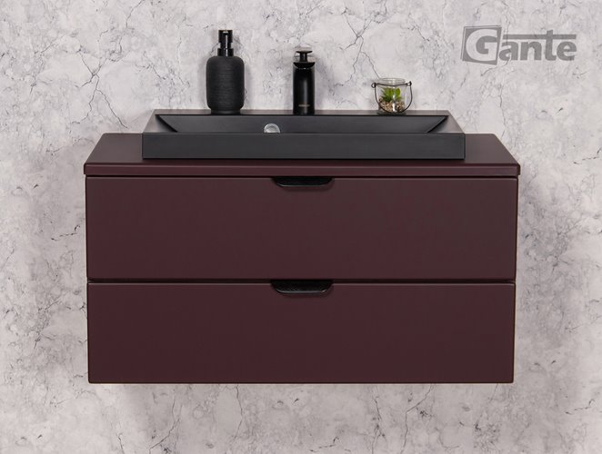 Burgundowa szafka łazienkowa wisząca z czarną umywalką nablatową czarny uchwyt 80 cm Magnolia