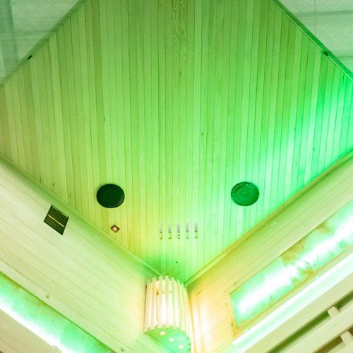 Sauna fińska 4 osobowa wysokotemperaturowa 6KW Harvia 150x150 cm Lark4-WD