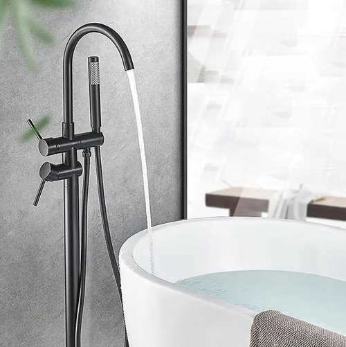 Czarna wolnostojąca bateria wannowa Lungo Ortis Black Rea