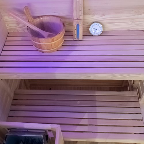 Sauna fińska 2 osobowa wysokotemperaturowa 3,5KW Harvia 120x120 cm Lark1-WD