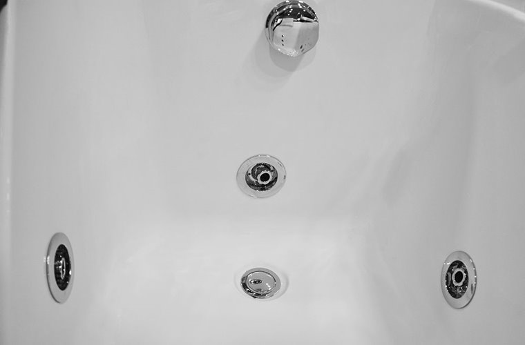 Wanna z hydromasażem przyścienna 150x80 cm MO-0061-150