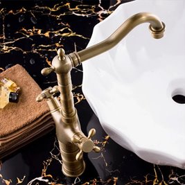 Złota szczotkowana bateria umywalkowa retro wysoka Rustico Rea