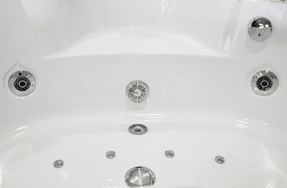 Wanna z hydromasażem narożna 135x135 cm MO-1636HC