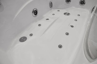 Wanna z hydromasażem Spa narożna 168x86 cm MO-1633HC