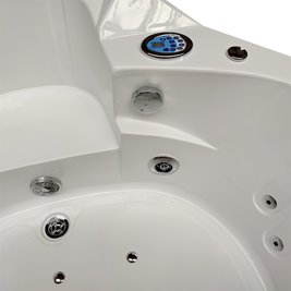 Wanna z hydromasażem narożna podgrzewacz wody Orino 632C 135x135