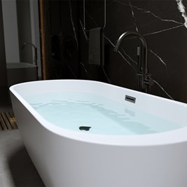 Wanna wolnostojąca biała przelew i korek czarny 150 cm Porto Hydrosan