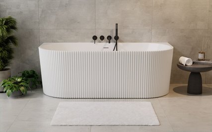 Leya Besco biała wanna wolnostojąca 150 cm syfon czarny WAS-150-LCZ