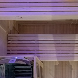 Sauna fińska 4 osobowa wysokotemperaturowa 4,5KW Harvia 140x150 cm Lark3