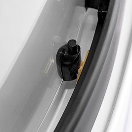 Kabina prysznicowa półokrągła zabudowana jasny środek 80x80 Clara