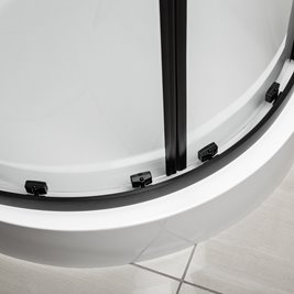 Kabina prysznicowa z niskim brodzikiem czarny profil 90x90 Aruba Kerra