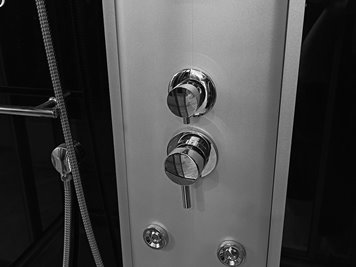 Prostokątna kabina z hydromasażem 150x83 cm MO-02005