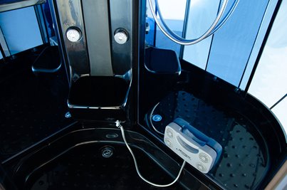 Czarna kabina prysznicowa z hydromasażem i sauną parową zabudowana 120x85 MO-02188BPS prawa