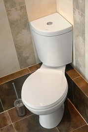 Kompakt WC narożny KR 61