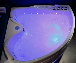 Wanna narożna z hydromasażem 150x150 Roma 764 Hydrosan